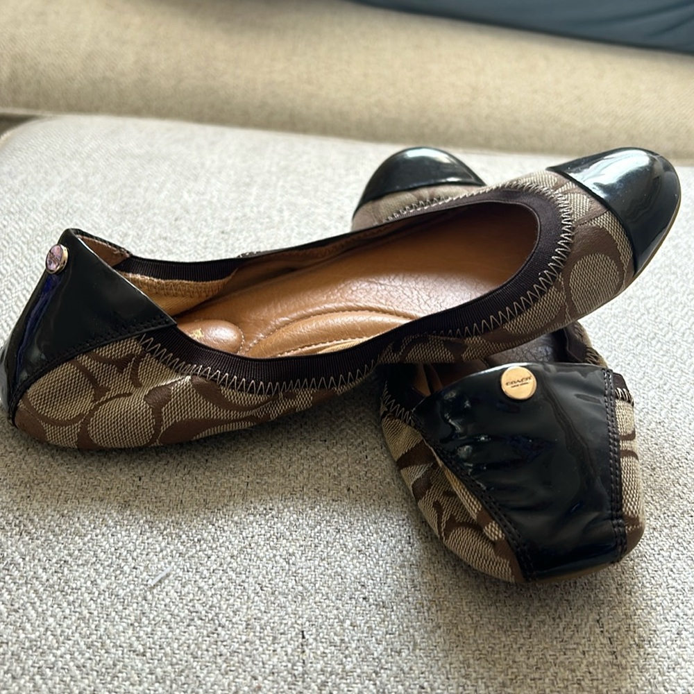 Coach ballet flat